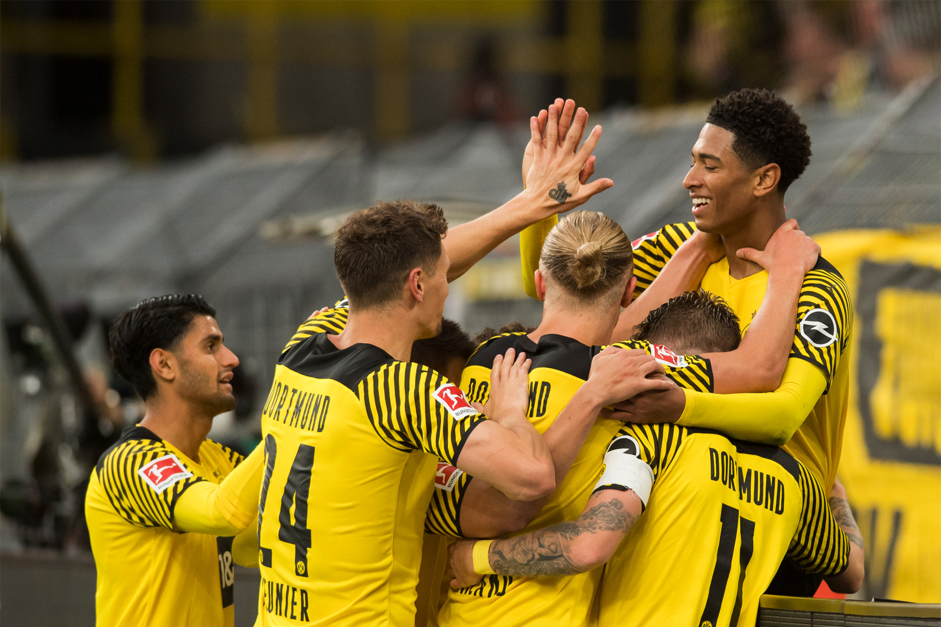 BVB Borussia Dortmund Gesch ftsbericht 2021 2022 Home