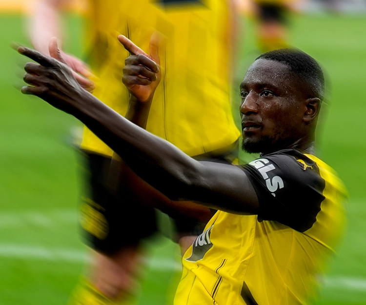 Guirassy jubelt (Foto)